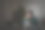 有吸引力的年轻亚洲男子喝咖啡坐在桌子上看着笔记本电脑在黑暗的深夜工作感觉认真思考和决心在家办公室努力工作的概念。图片下载