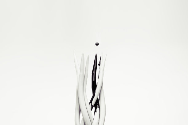 白色的雕塑工厂图片下载