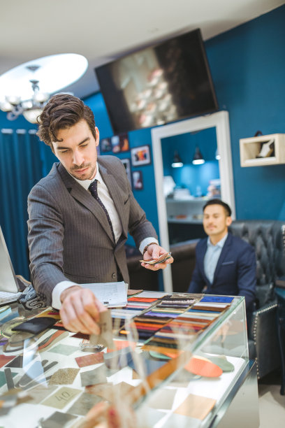 设计师选择颜色图片下载