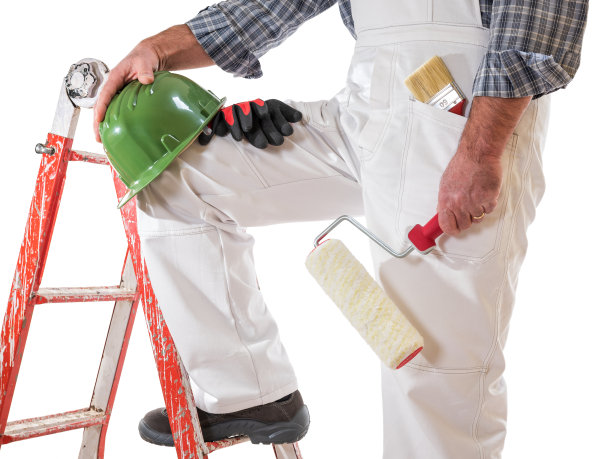 专业的房屋油漆工隔离在白色背景上图片下载