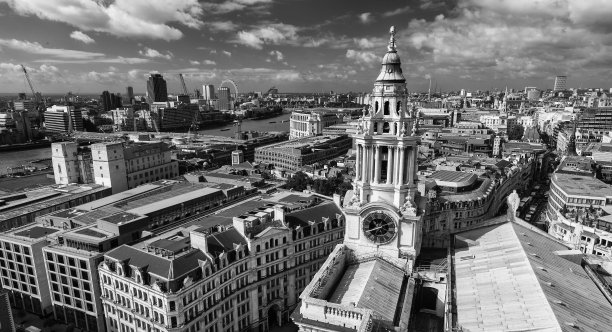 伦敦圣保罗大教堂的景色图片下载