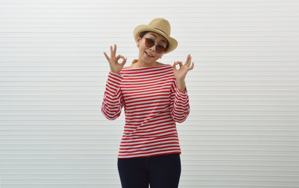 微笑的表情图片下载