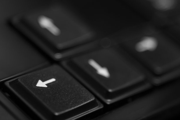 黑色电脑键盘特写图片下载