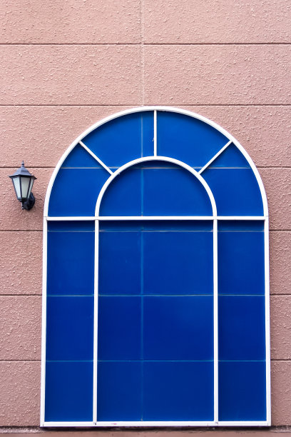 蓝色的墙窗口图片下载