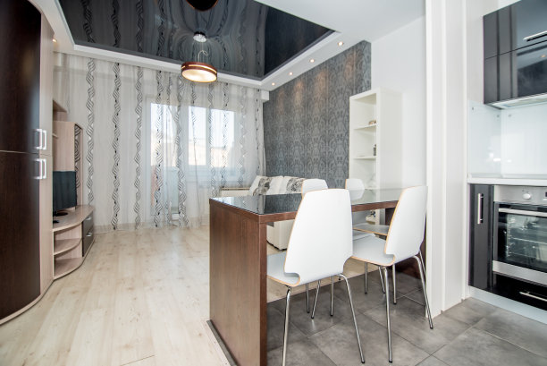 灯光厨房的照片图片下载