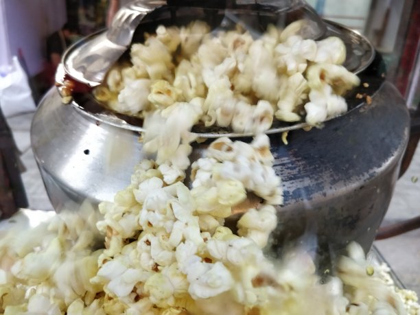 爆米花的特写全帧镜头图片下载