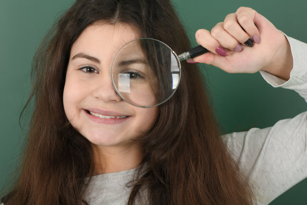 微笑的小女生图片下载