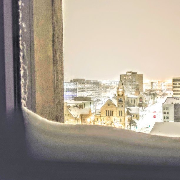 下了雪。图片下载