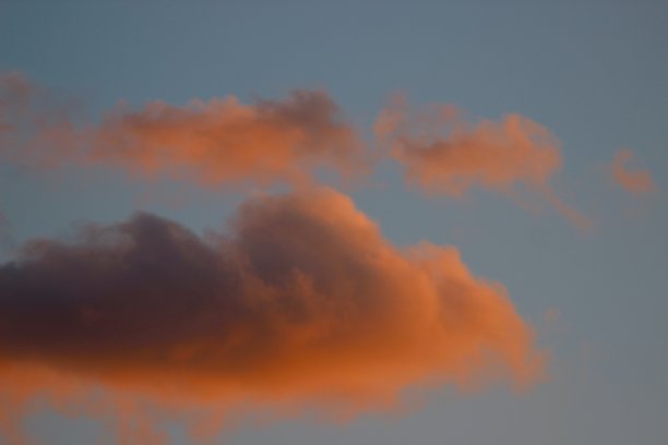 云在日落时分图片下载