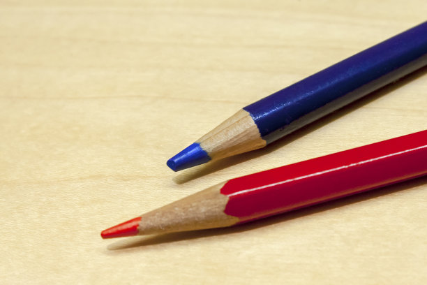 木制彩色铅笔特写图片下载