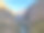 河流流过群山中间图片下载