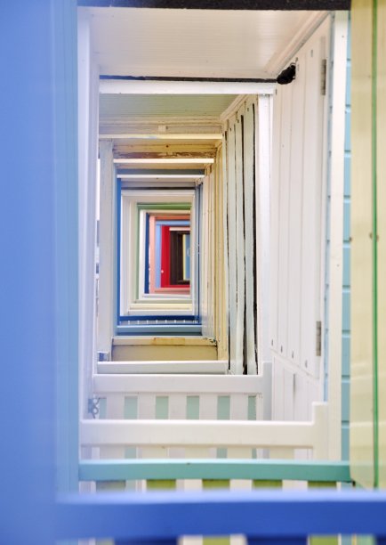 海滩小屋的窗户图片下载