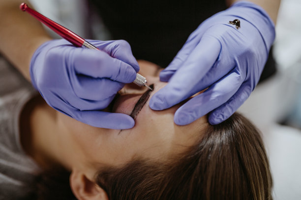 永久化妆和微叶片素材图片