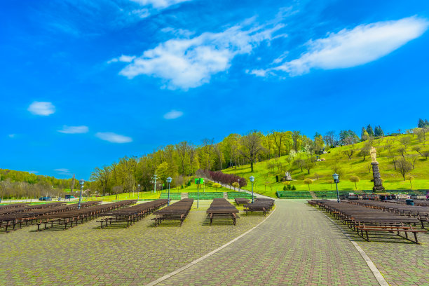 把Marija Bistrica停在户外。图片下载