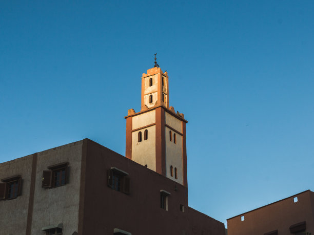 黄金塔图片下载