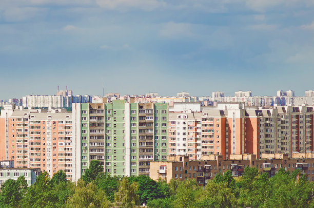 高层住宅建筑。城市景观。图片下载
