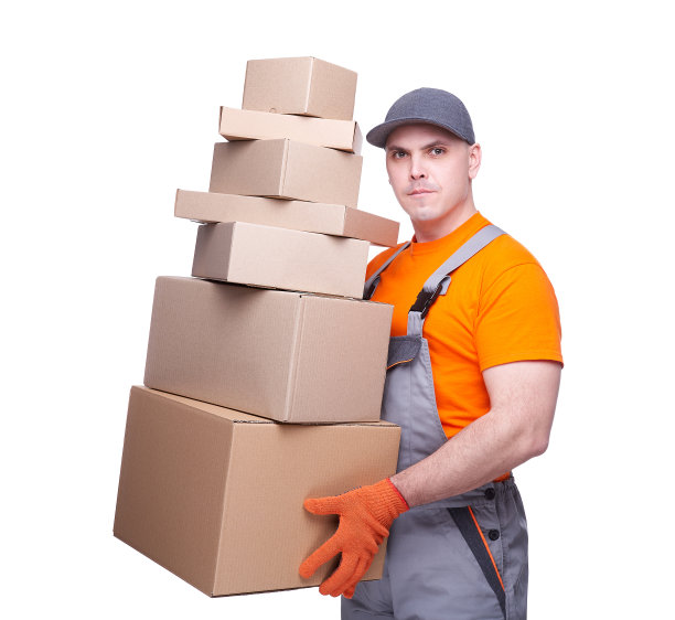 穿着工作服的工人正在运送隔离在白色背景上的货物图片下载