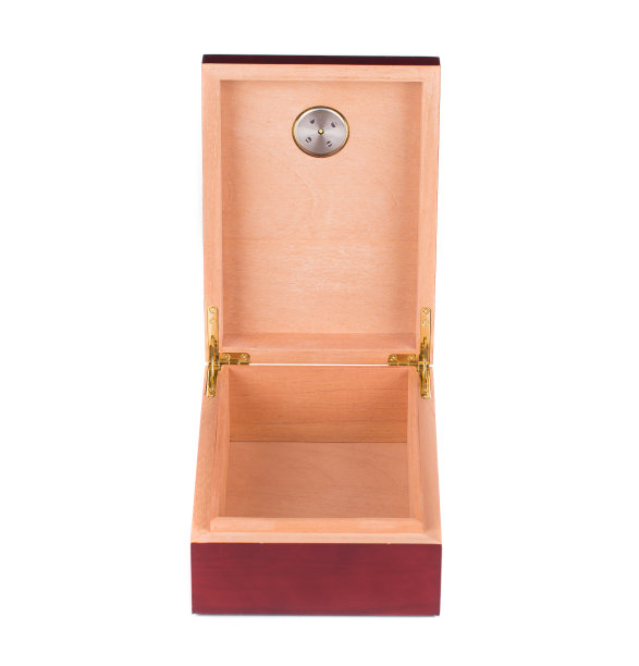 开放的雪茄盒。图片下载