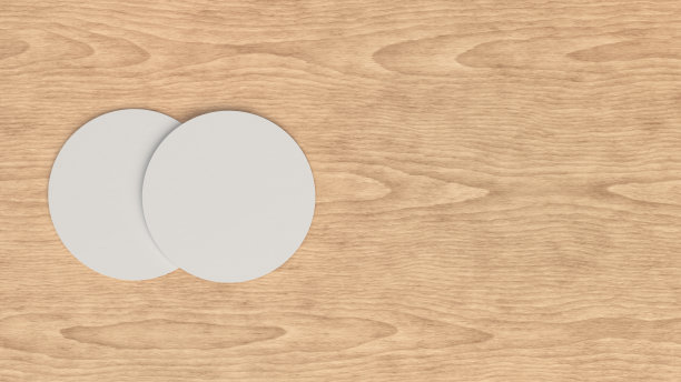 空白的白色圆形啤酒杯垫模型图片下载