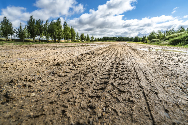轮胎跟踪图片下载