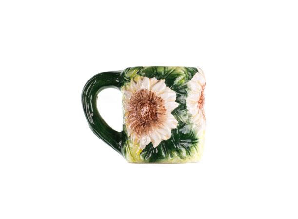 白底洋甘菊图案陶瓷茶杯图片下载