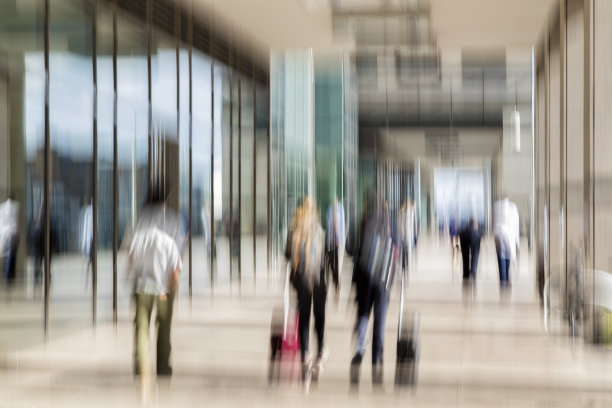 英国脱欧，伦敦金丝雀码头工人走向不确定的未来图片下载