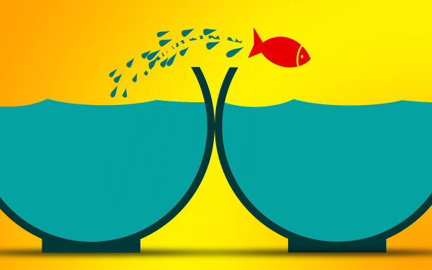 鱼跳到空的鱼缸里图片下载