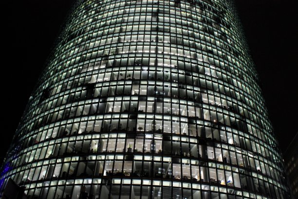 塔的权力图片下载