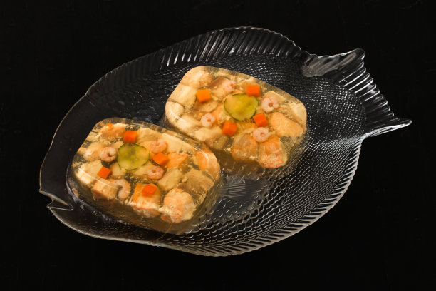 鱼在原有状态。图片下载