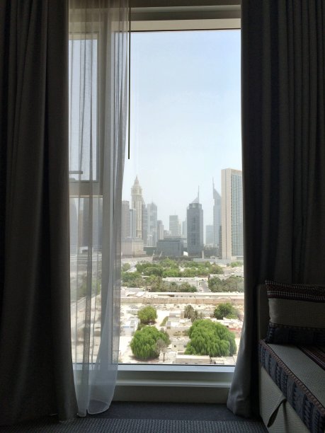 窗外景色图片下载