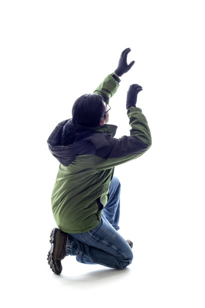 白色背景上的登山者或徒步旅行者图片下载