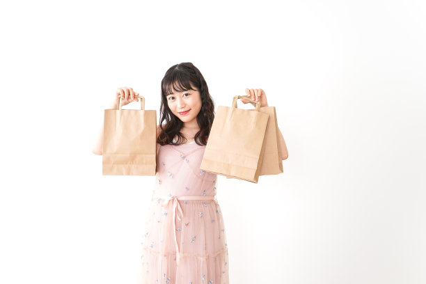 年轻女人购物图片下载