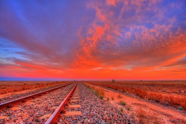 横穿纳拉伯的印度-太平洋铁路图片下载