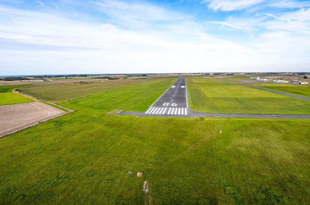 来自天空的着陆轨迹图片下载