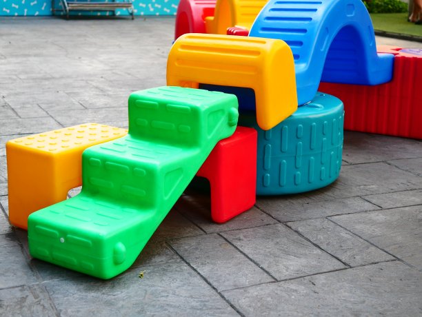 孩子们操场图片下载