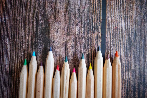 彩色铅笔图片下载