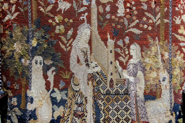 18世纪椅子上的缝纫细节图片下载