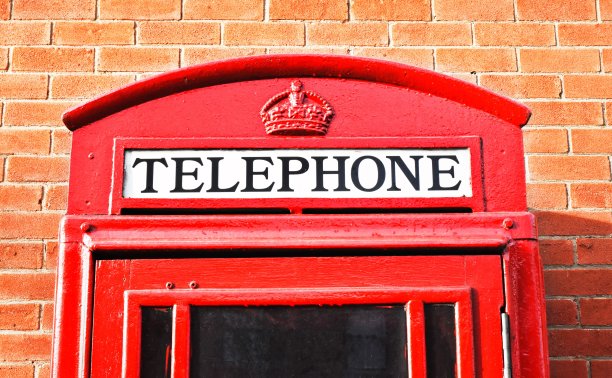 英国红色电话亭修复的特写细节图片下载