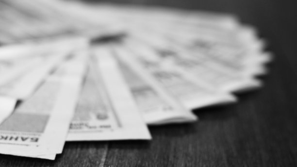 报纸纹理背景图片下载