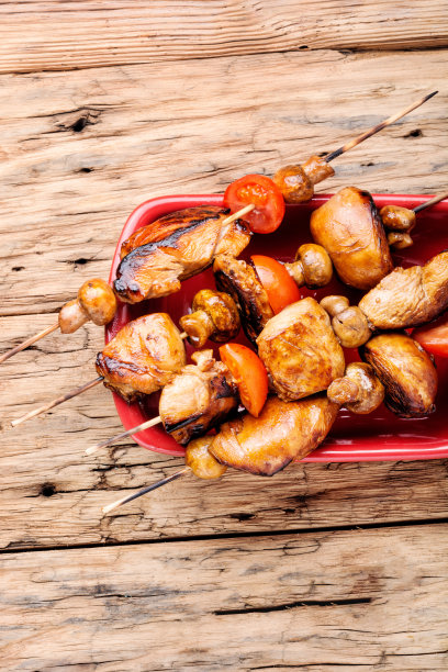 开胃菜鸡烤肉串图片下载