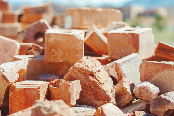 一堆砖图片下载