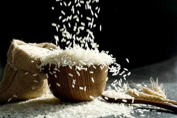 木碗里的米饭图片下载