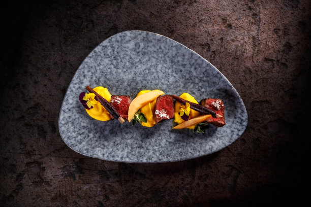 鹿腰肉配甘薯泥图片下载