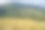 朋友们带着露营装备在阿巴拉契亚山道的罗安山徒步旅行图片下载
