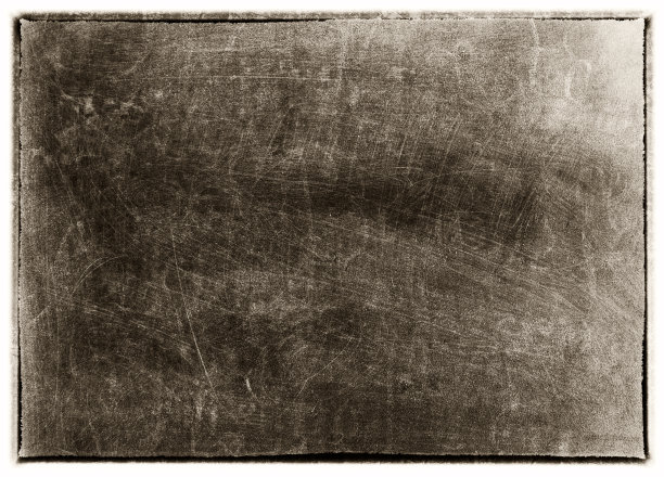 黑板上。背景模糊，学校黑板上有划痕。图片下载