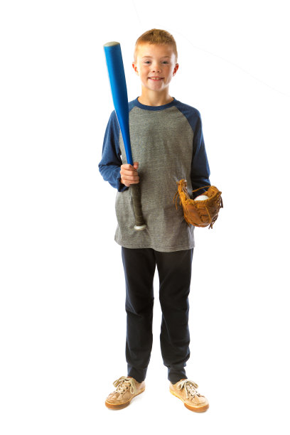 快乐的白人学校男孩运动棒球和手套在白色的背景图片下载