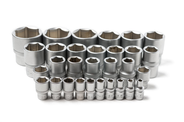 电源螺母套套排列成一排图片下载