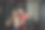 英俊的运动员男子训练二头肌杠铃在健身房与一个女教练的帮助图片下载