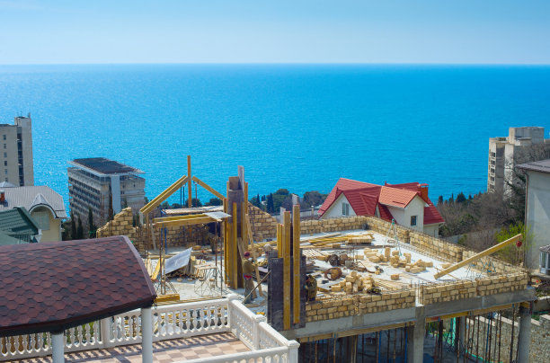 克里米亚海上建筑工地图片下载