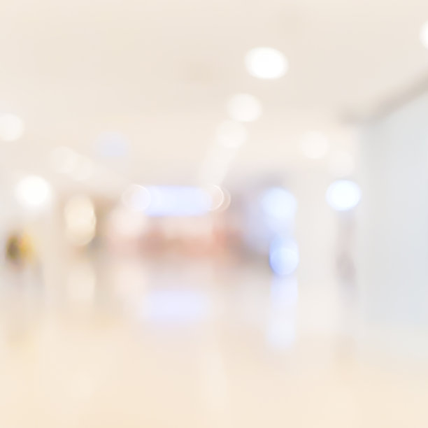 抽象模糊的现代建筑阁楼舒适的内部公寓大堂作为广场背景与灯光散景效果的横幅，广告设计展示形象概念图片下载